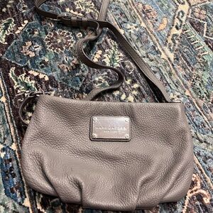 Marc by Marc Jacobs Gray Leather Crossbody Bag Excellent Condition